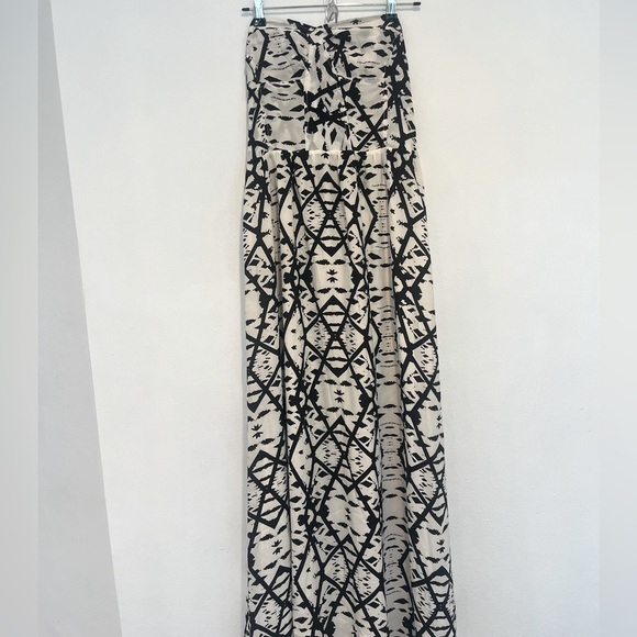 rieley Dresses & Skirts - Rieley Black and White Maxi Dress Size Large